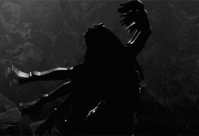 Gif animé gothique monstre